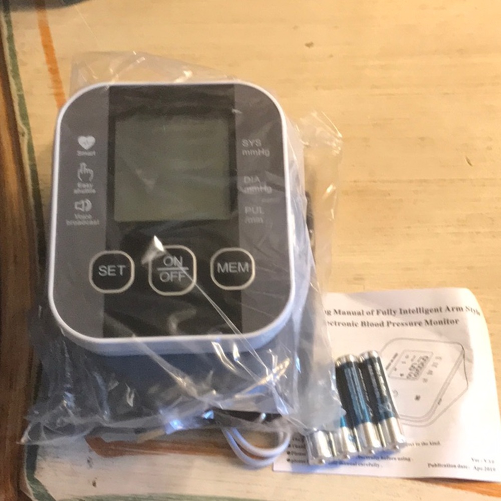 Electronic Blood Pressure Monitor.  Never used - Picture 2 of 6